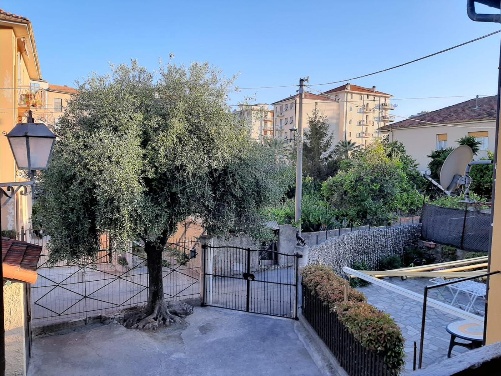 Casa Noemi, A Pochi Passi Dalle Spiagge E Dal Centro Di Arma Di Taggia. מראה חיצוני תמונה